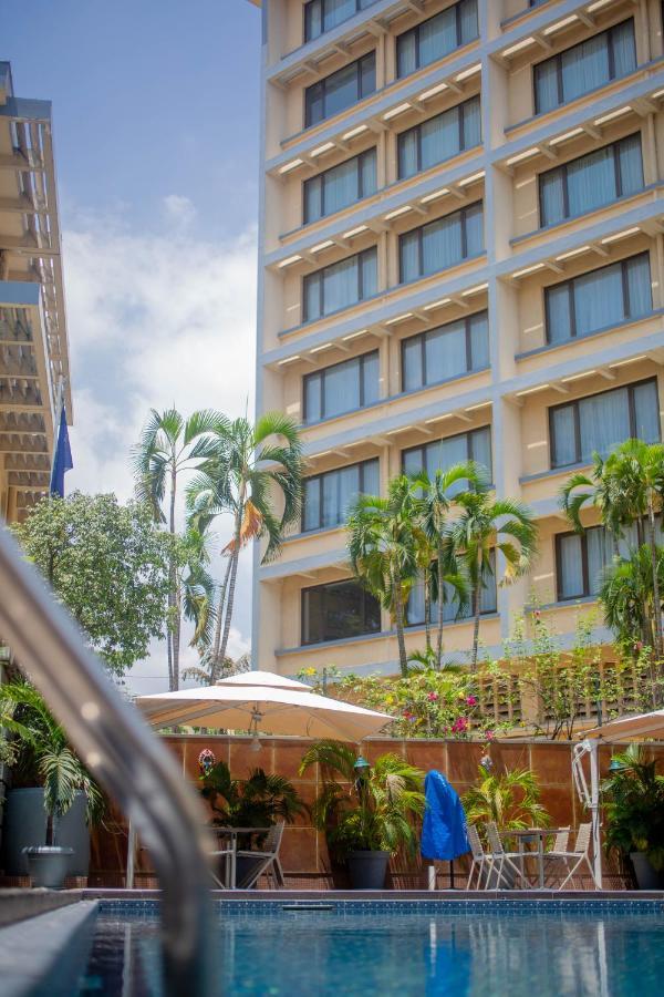 Hotel Memling Kinshasa Eksteriør billede